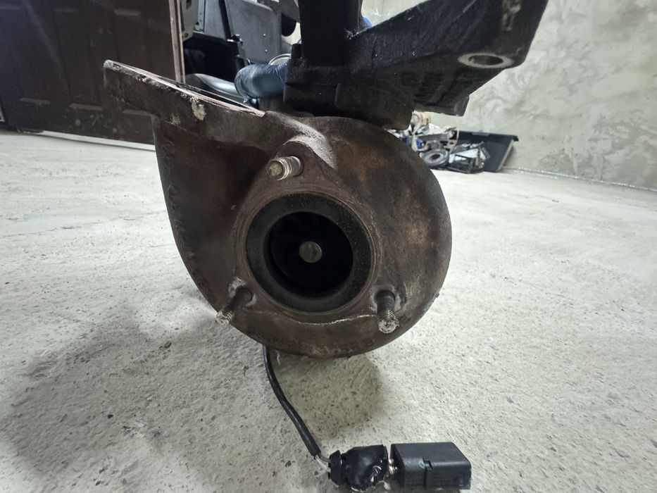 Турбіна Audi A6 C6 3.0 TDI BMK/ASB BORGWARNER 059 145 725A