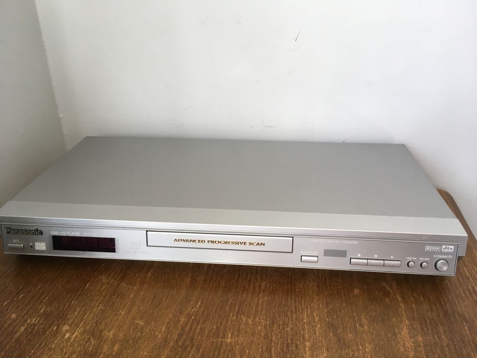 Panasonic DVD/CD плеер DVD-S27