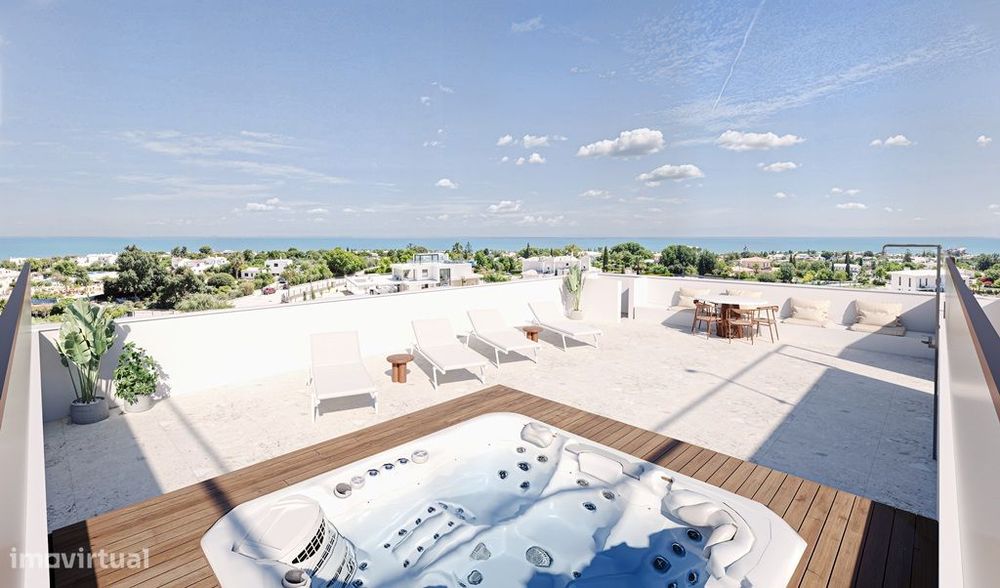 Apartamento T0 mobilado à venda no The Court em Carvoeiro, Algarve