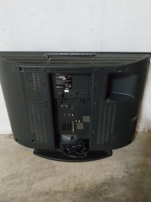 2 Televisores LG e Sony com alguns problemas