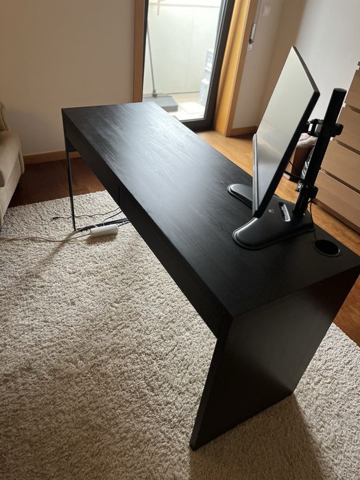 Secretária Micke IKEA