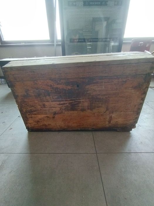 Скриня дерев'яна