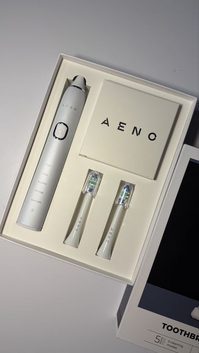 Електрична зубна щітка AENO DB5