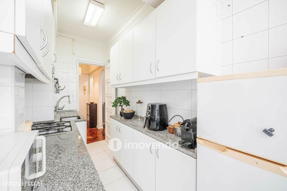 Apartamento T1, numa localização privilegiada, em Alvalade