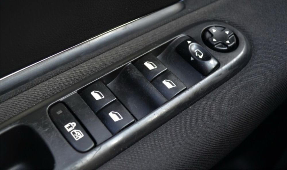 Продам Peugeot 3008