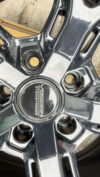 Продаю диски оригінал Vossen HF5 20x8.5 5x114.3 offset 45