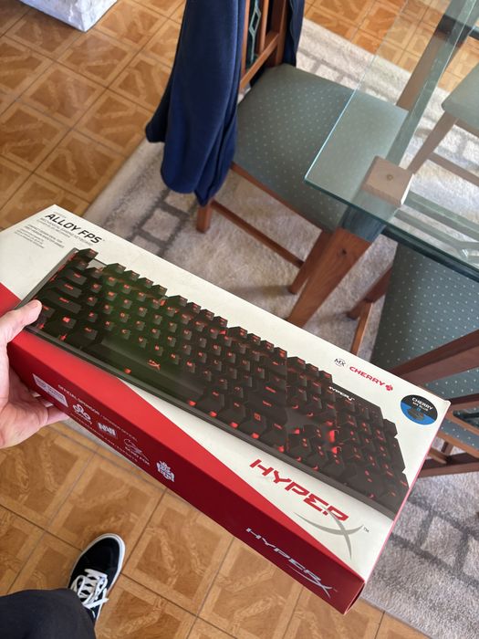 Teclado mecanico hyperx