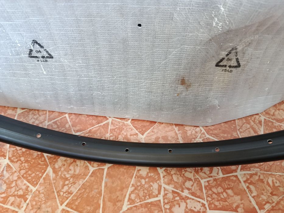 Обід Element Argon 25 27.5" чорний 650B 32