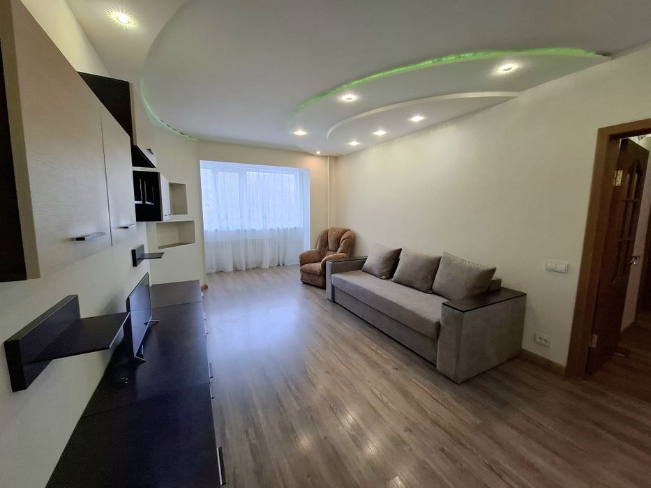 Оренда 2кк Центр. Пр-т Центральний/8 Березня