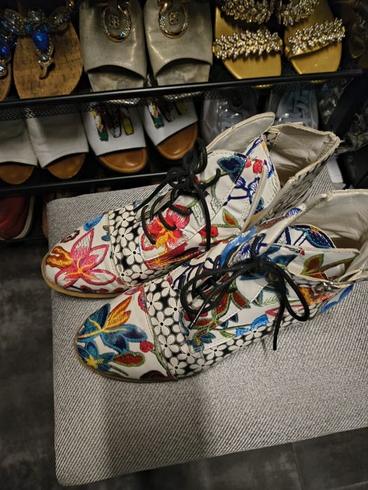 Piękne buty niespotykane.
