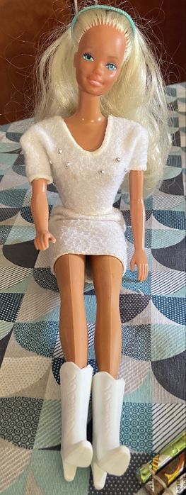 Boneca Barbie antiga
