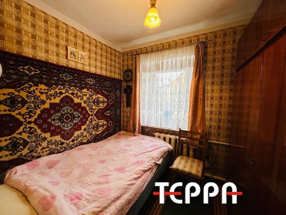 Продаж 2х будинків на одній ділянці