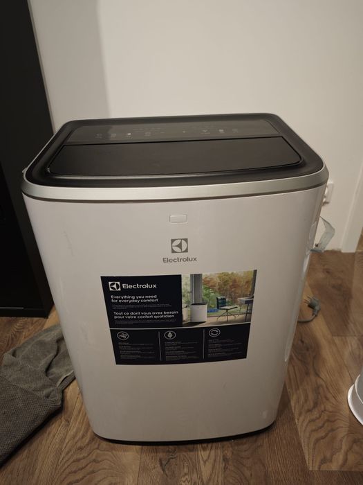 Klimatyzator przenośny ELECTROLUX EXP26U338HW funkcja grzania