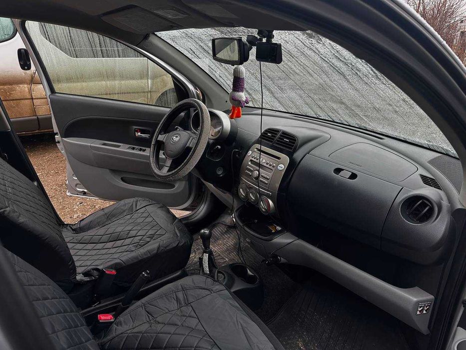 Subaru Justy 2010