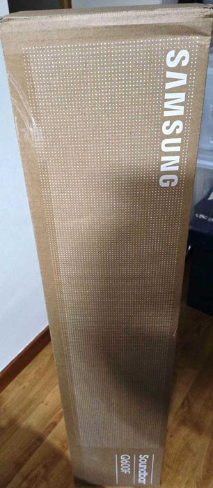 Soundbar Samsung Q600F Nova, na caixa