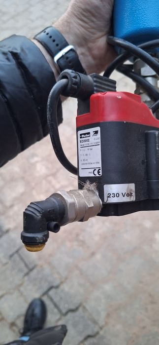 Odolejacz odwadniacz automatyczny spreżonego powietrza