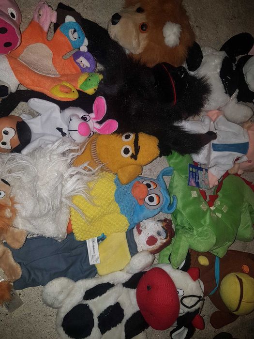 18 fantoches alguns antigos