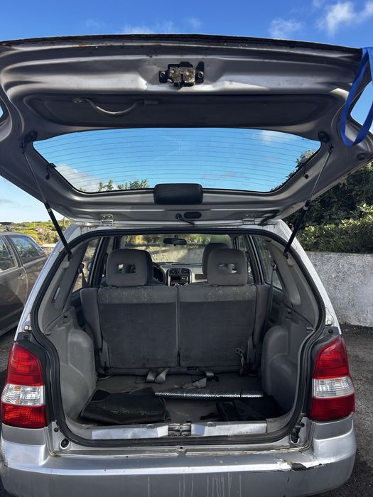 Mazda Demio 2000