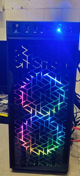 PC  Ryzen Gamer full RGB Machine Gráfica 6GB GDDR5 c/Garantia