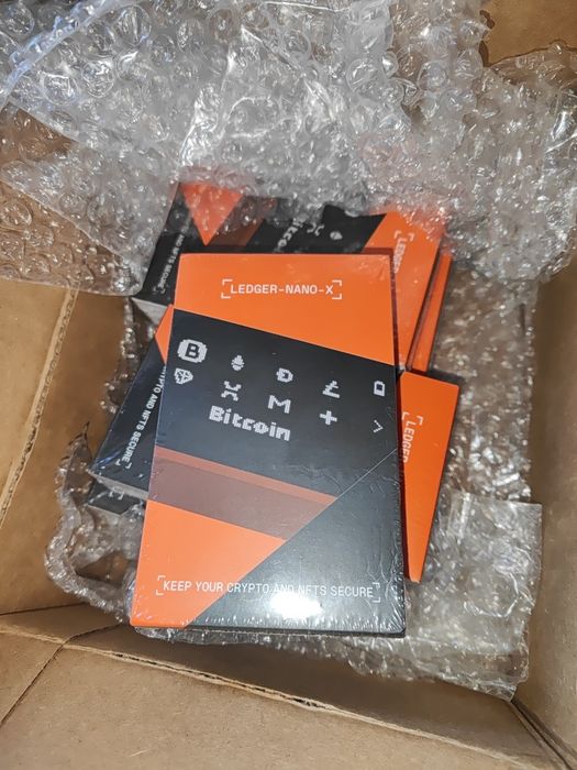 Кріптогаманець Ledger nano X