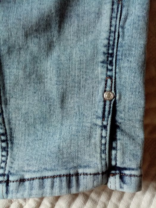 Spodnie jeansy Reserved 38