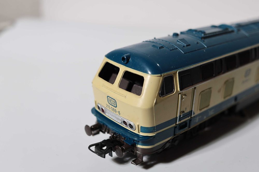 Roco. Модель: Тепловоз серии BR 215 Deutsche Bundesbahn (DB).