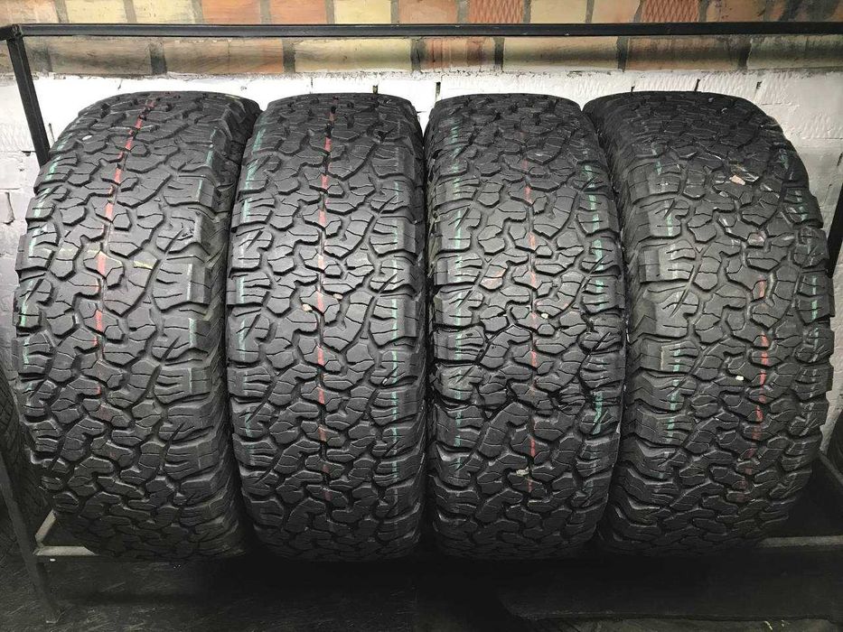 Всесезонні шини б/у 265/60 R18 BFGoodrich All-Terrain T/A KO2 (8339)
