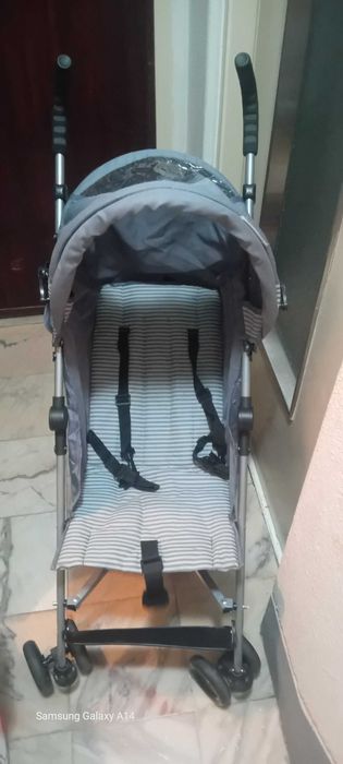Carrinho passeio bebé