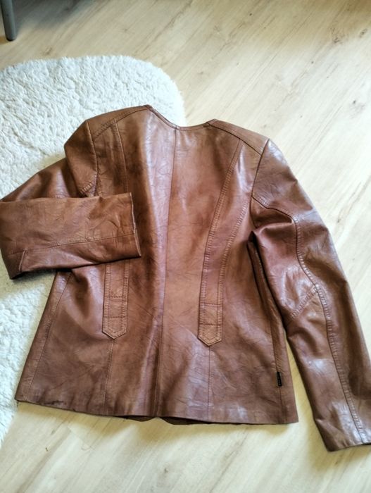Kurtka dam. skórzana taliowana Firmy LEATHER.