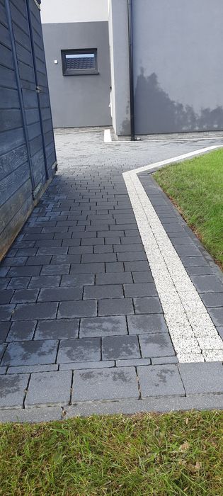 Mycie kostki brukoweji elewacji
