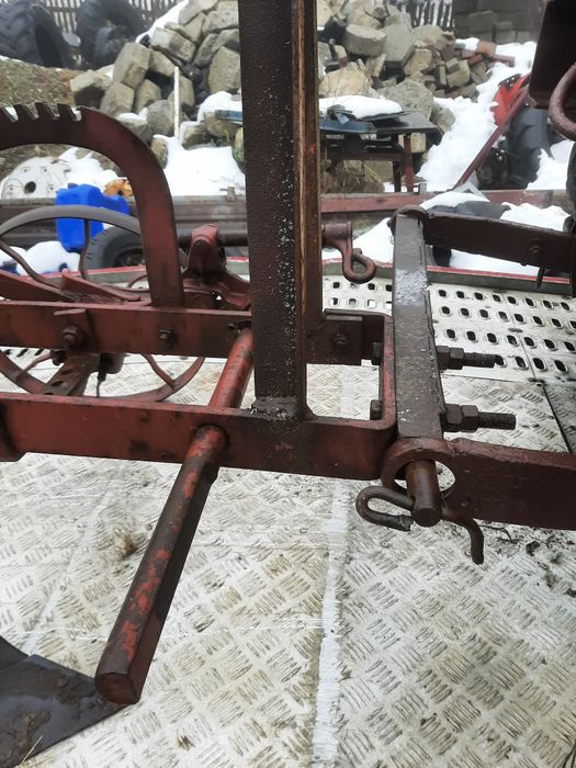 Stary antyk pług do ciągnika iseki sam ogrodniczego Kubota itp