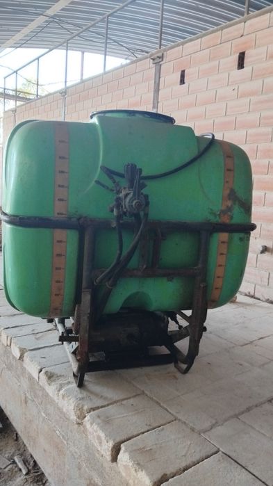 Pulverizador 1000litros