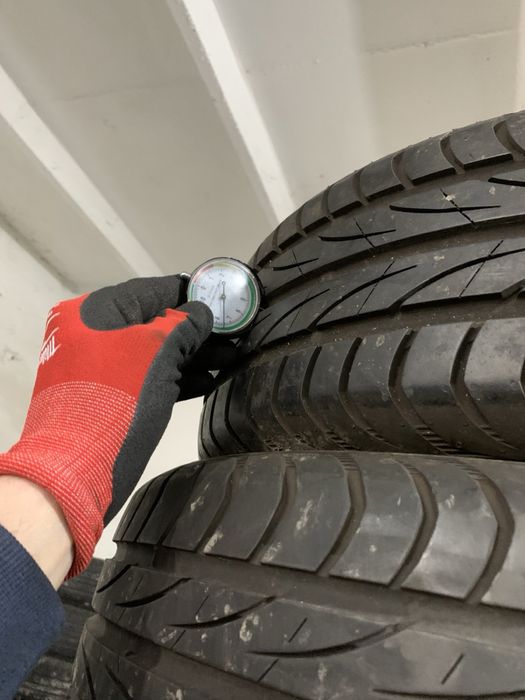 Шини 205/60 R15 пара Semperit 7,5мм літо.