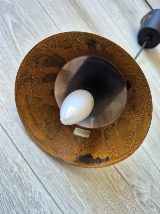 Duńska lampa  Herstal  Mega Dove Pendel