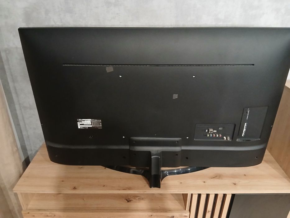 Telewizor LG 50-55 cali