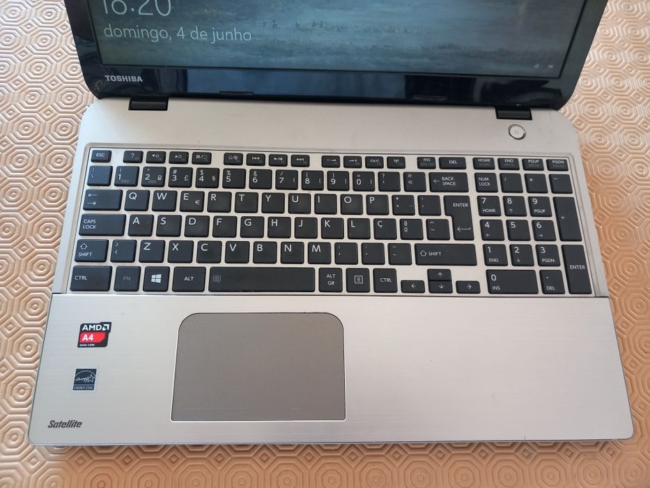 Portátil Toshiba Satellite Windows