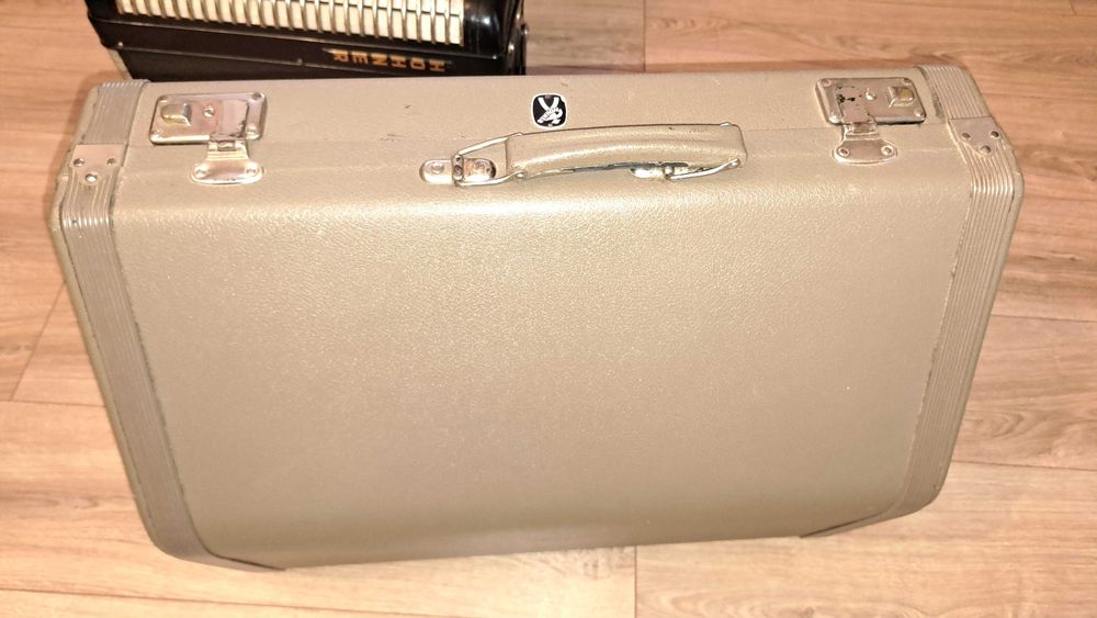 Akordeon Hohner Verdi III 120 Bas