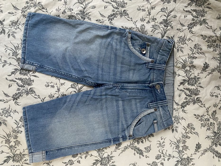 Krotkie spodenki shorty jeansowe