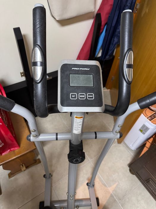 Pro Form Elliptical64585548563074121