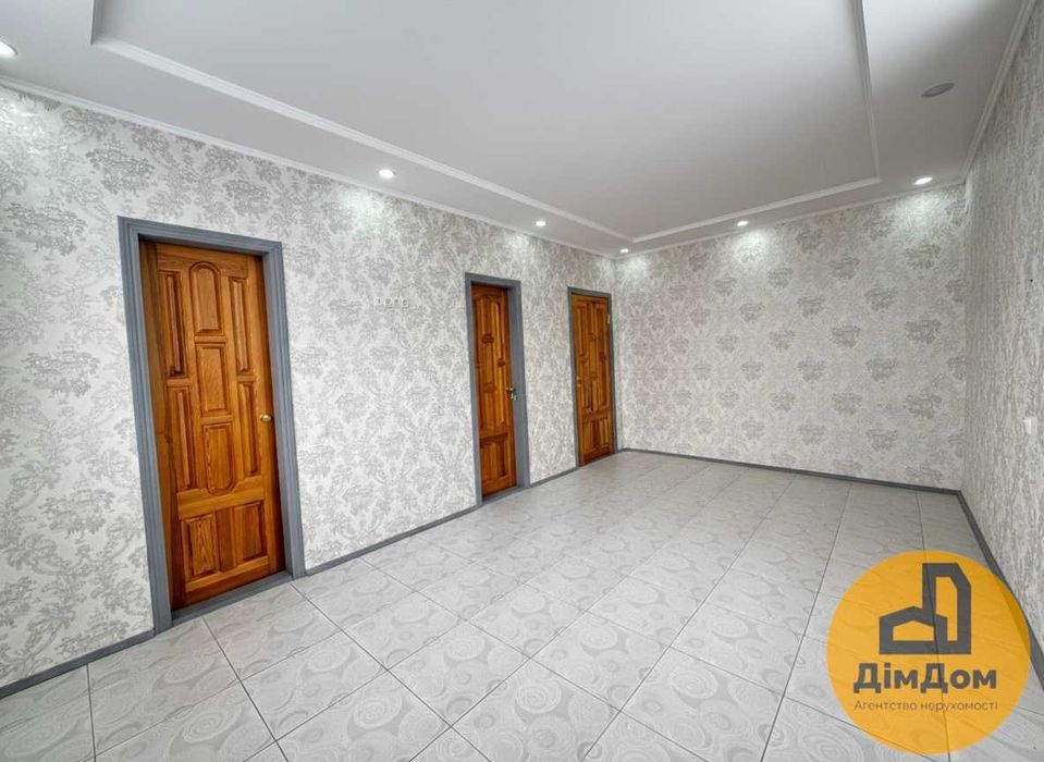 Продаж великого заміського будинку 410 м2, Село Яблунівка