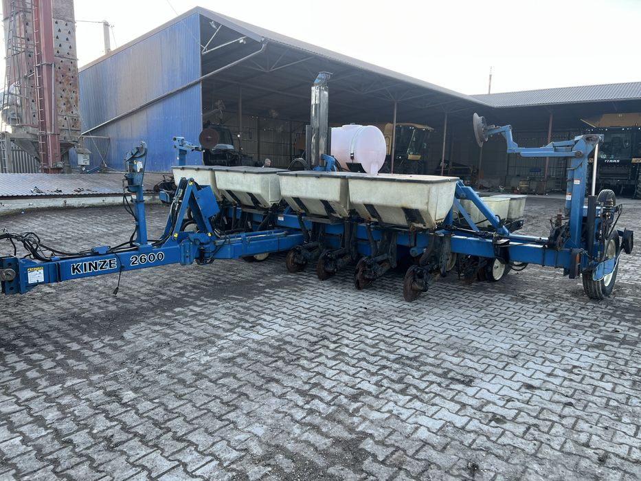 Продам сівалку Kinze 2600
