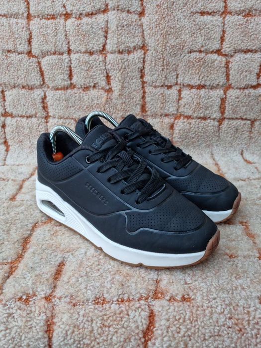 Кроссовки Skechers