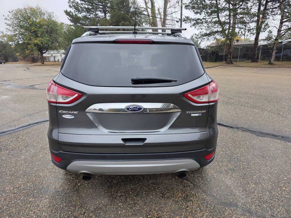 Ford Escape      2015