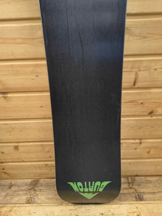 Deska snowboardowa Burton Radius 135 cm + wiązania (A27)