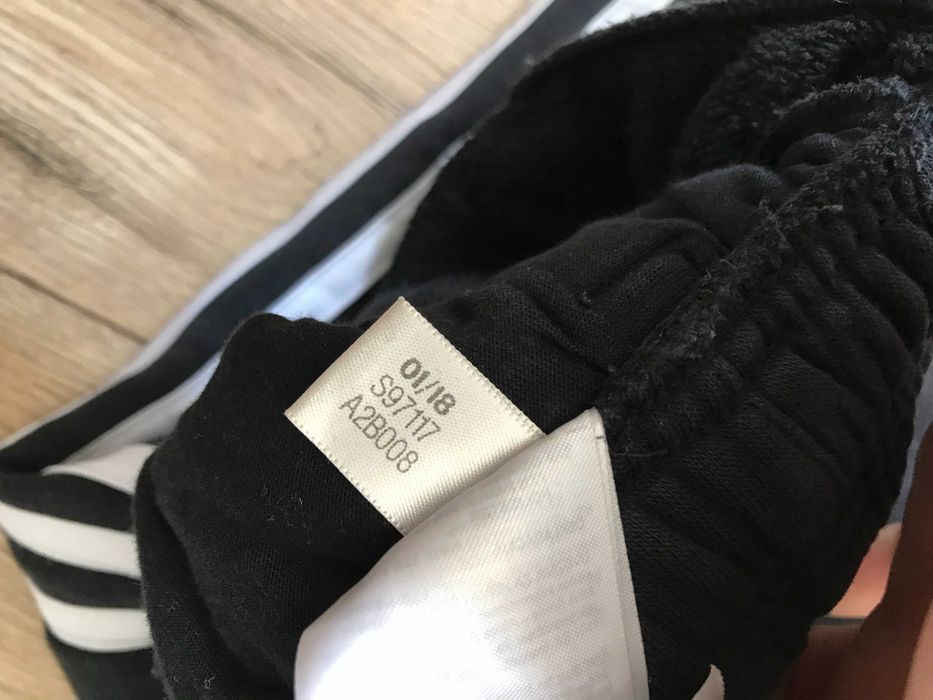 Spodnie dresowe Adidas 3 Stripes rozm. S