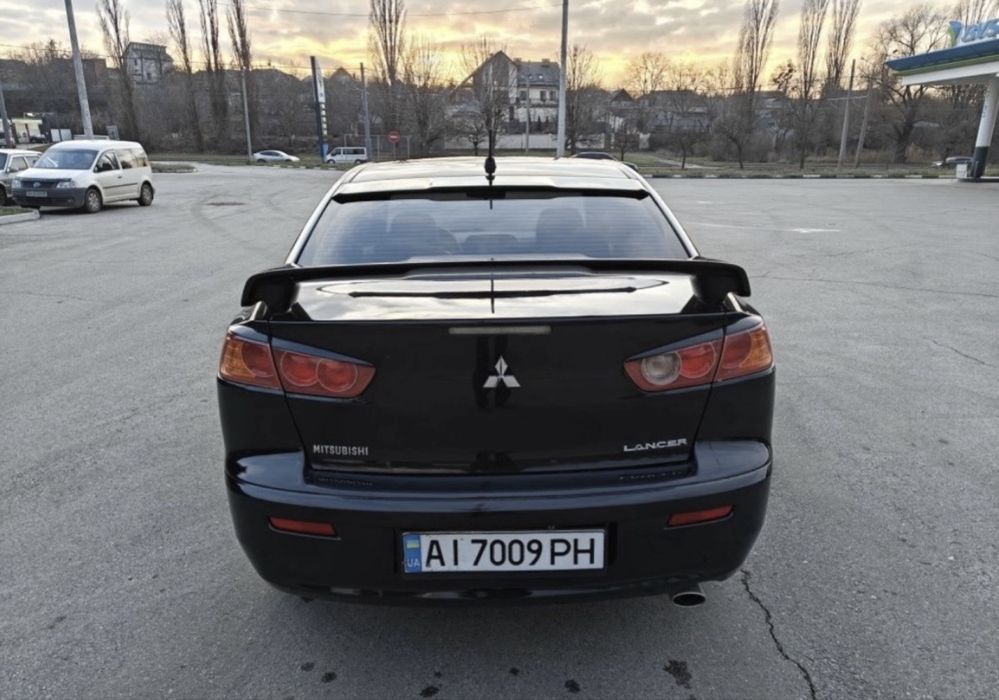 Mitsubishi Lancer 10