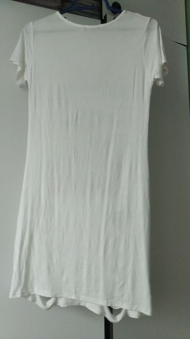 Nowa biała bluzka t-shirt z dziurami Funky Fit S M