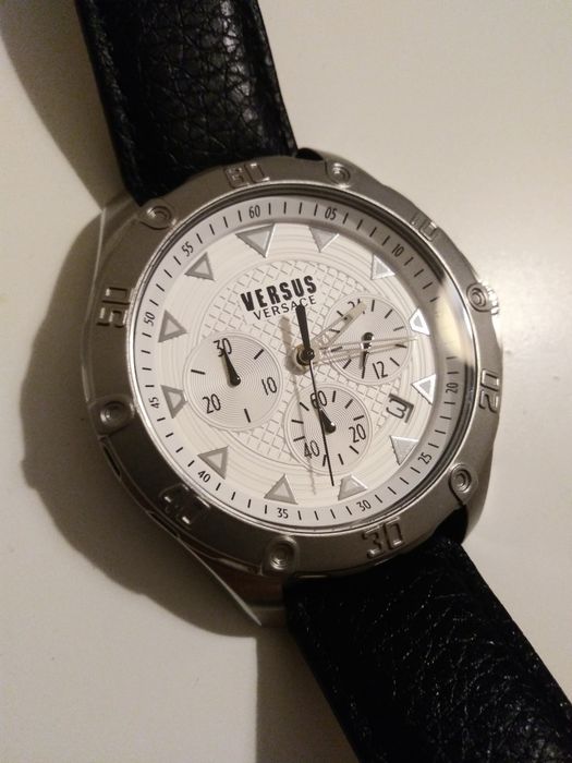 Часы Versace Versus