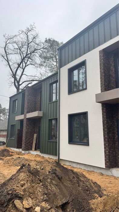 Таунхауси біля озера, Ірпінь