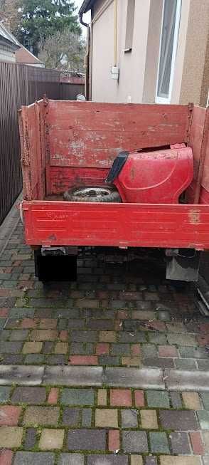 мотороллер Муравей.